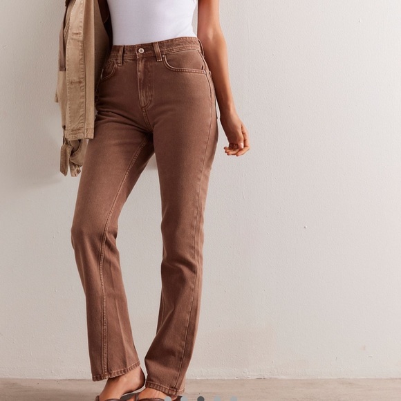 NWT Free People We the Free Xena Slim Straight Jean in Chocolate Mousse Size 26S - Picture 3 of 8